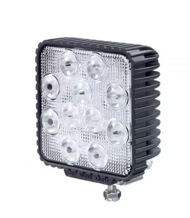 Lampa robocza LED kwadratowa 11 LED 4400 lumenów 10/30V