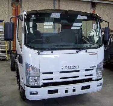 Osłona przeciwsłoneczna ISUZU NQR/NPR 2008- szeroka kabina z zestawem montażowym