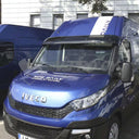 Osłona przeciwsłoneczna IVECO Daily 2024- z wycięciem na czujnik i zestawem montażowym