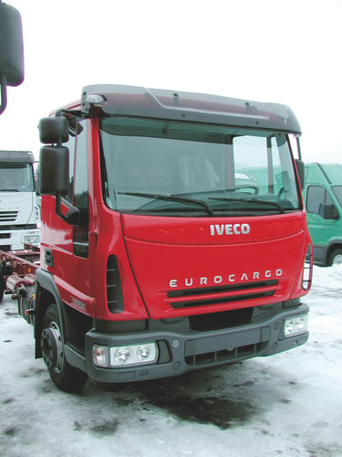 Osłona przeciwsłoneczna IVECO Eurocargo kabina standard/wysoka od 05.2003