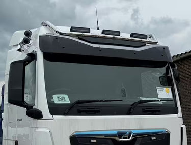 Osłona przeciwsłoneczna MAN TGX GX Individual głęboka z zestawem montażowym