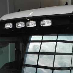 Osłona przeciwsłoneczna MAN TGX/TGA z wycięciami na 4 lampy Jumbo