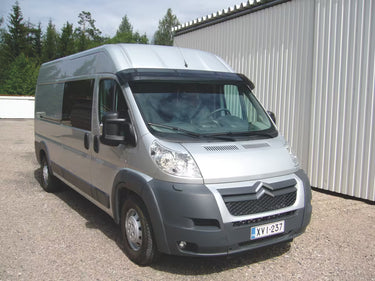 Osłona przeciwsłoneczna na przednią szyby Citroen Jumper, Fiat Ducato, Peugeot Boxer, Opel Movano, Toyota Proace Max z zestawem montażowym