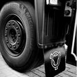 Chlapacz 40 cm x 35 cn Scania Vabis - czarny, białe log Image 1