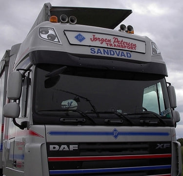 Neon Skyled PRO DAF 105XF SSC Image 1