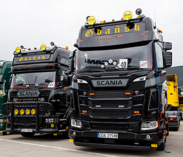 Neon Skyled PRO Scania Type S & R Highline Image 1