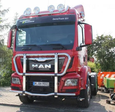 Orurowanie czołowe (kangur) do MAN TGS (2012-2020) z homologacją R26/R61 Image 1