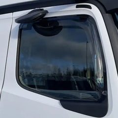 Owiewki na szyby boczne MB Antos/Arocs/Actros MP4/MP5 z wycięciem na lusterko Image 1