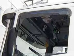 Owiewki na szyby boczne VOLVO F10/F12 Image 1