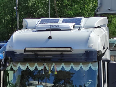 System Fotowoltaiczny Mercedes Actros BigSpace 2X55 WP z regulatorem MPPT Bluetooth Image 2