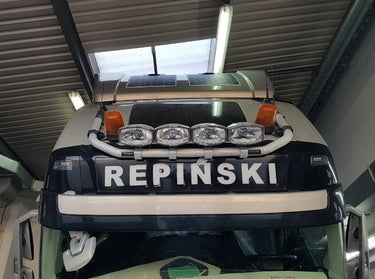 System Fotowoltaiczny Volvo Globtrotter 2X55 WP z Regulatorem MPPT Bluetooth Image 1