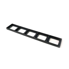 Ramka montażowa pięciu lamp tylnych prostokątnych poziomo IZE LED/Breeze X1