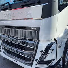 Tablica reklamowa na przedni grill VOLVO FH5 (do 2023) z wytłoczonym logo