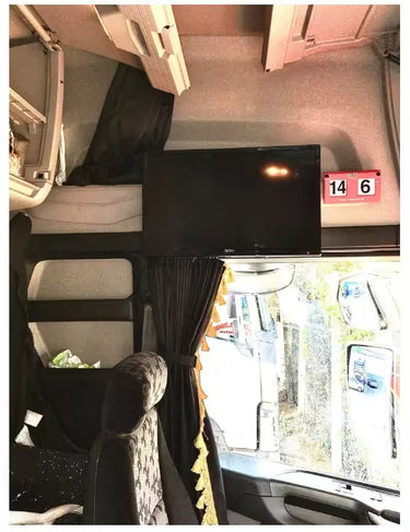 Uchwyt telewizora do Scania Next Gen nad drzwiami kabiny