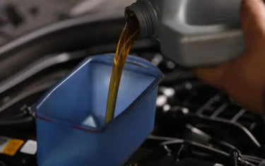 Olej Valvoline 5W30: Kompleksowy przewodnik dla floty pojazdów ciężarowych