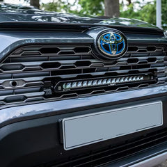 Lampa LED Lazer Linear-18 Elite do grilla Toyota RAV4 Hybrid 2019+ z zestawem montażowym