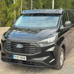 Osłona przeciwsłoneczna FORD Transit Customer 12/2023-; VW T7, z 5 białymi obrysami Strands Dark Knight, z zestawem montażowym