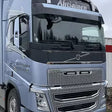 Osłona przeciwsłoneczna VOLVO FH4/FH5/FM4/FH AERO głęboka 70mm z zestawem montażowym