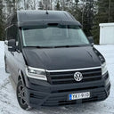 Osłona przeciwsłoneczna VW Crafter / MAN TGE 2017+, z wyciięciami na czujniki, zestaw montażowy