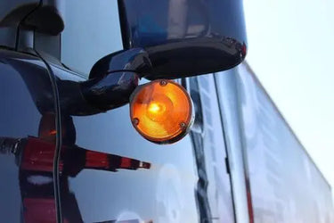 Lampa obrysowa okrągła Ucho (Mysie Uszy) – żarówkowa, klosz pomarańczowy Image 2