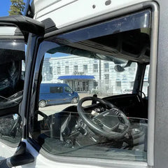 Owiewki na szyby boczne IVECO S-Way 10/2019- Image 1