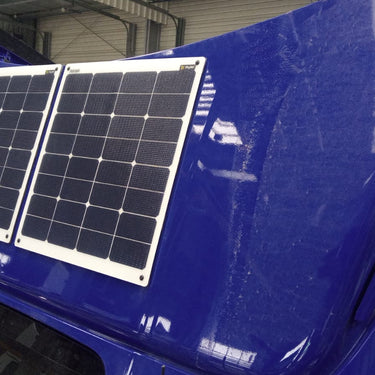 System Fotowoltaiczny Iveco S-Way 2X55 WP z Regulatorem MPPT Bluetooth, Nr Kat. 22H110UO70 Image 2