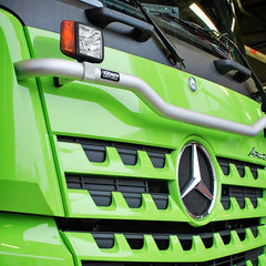 Rama aluminiowa na podszybie do reflektorów Mercedes Actros/Arocs MP4 2500mm (2012-)