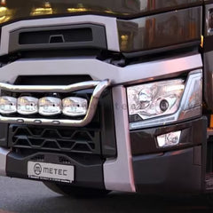 Rama dolna zderzaka Renault T (2014-) ze stali nierdzewnej 60 mm z LED i wiązką elektryczną
