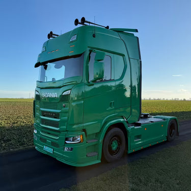 Spoiler pod środni zderzak TruckKing Scania NG z przetłoczeniami